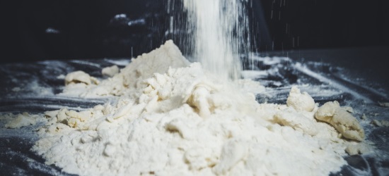 Um pouco de fermento leveda toda a massa, assim é o pecado.