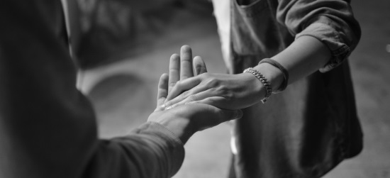 A falta de sensibilidade para a dor do irmão