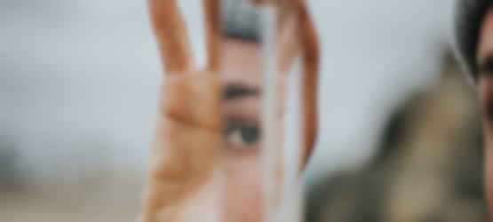 Como Deus diante de todos