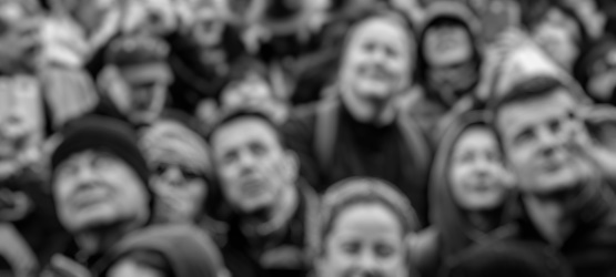 Muitas vezes queremos multidões