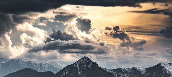 Revelamos a natureza divina de Cristo